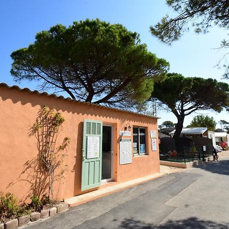 Camping La Bergerie Plage Hyeres Exterior photo