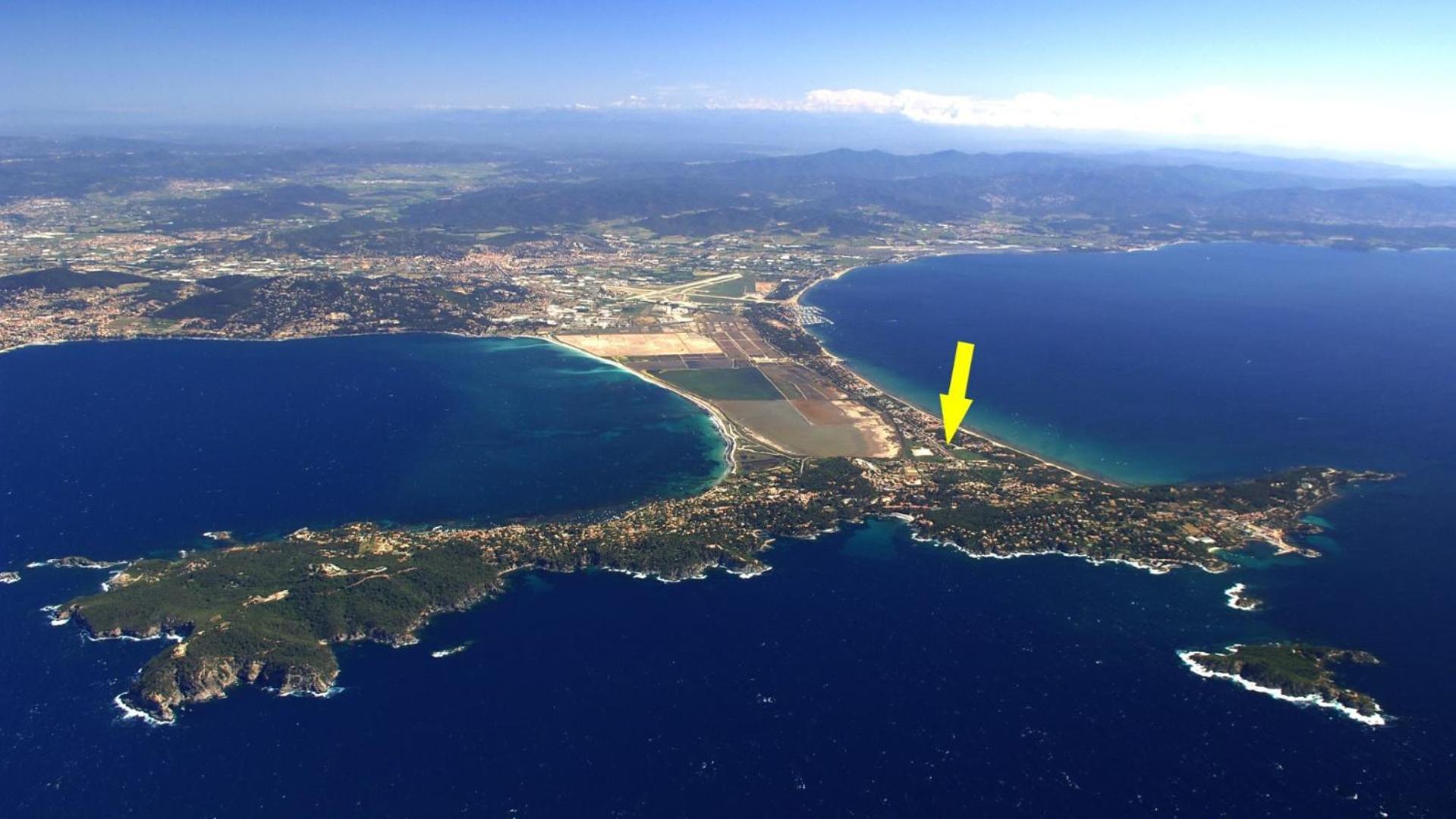 Camping La Bergerie Plage Hyeres Exterior photo