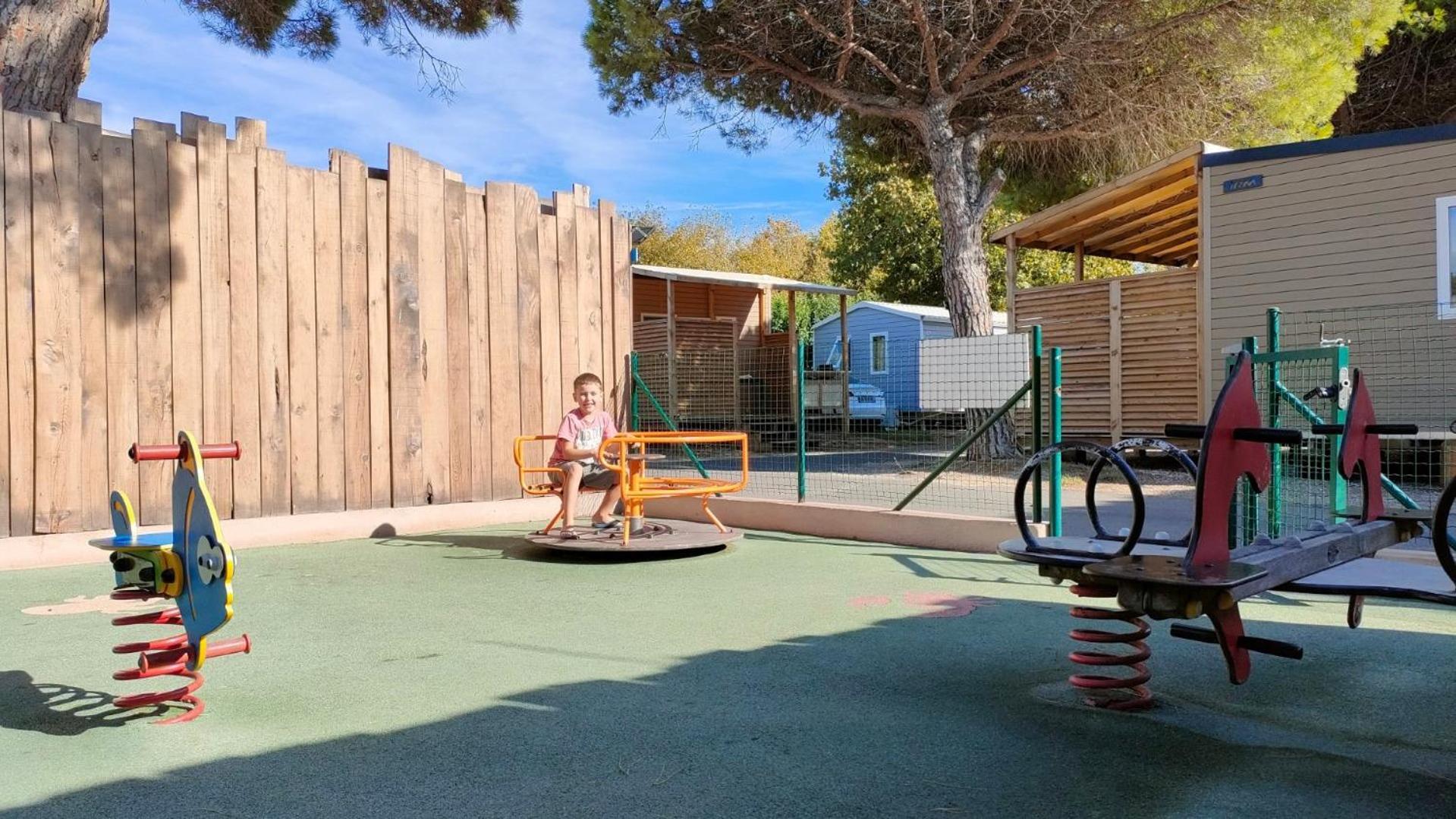 Camping La Bergerie Plage Hyeres Exterior photo